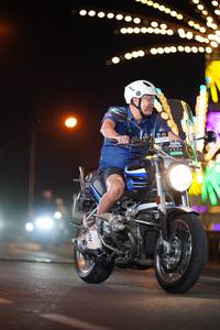 BIB: 800
                            <button type="button" onclick="openModal(22919454)" class="btn btn-primary btn-sm float-right btn-popup" data-toggle="modal" data-target=".modal-high-quality">
                        <i class="fas fa-shopping-cart"></i> Add to Cart
                    </button>
                                            <button type="button" onclick="isThisMe(22919454, true)" class="btn btn-success btn-sm float-right btn-popup btn-isme hidden" data-toggle="tooltip" data-placement="bottom" title="นี่คือรูปของคุณใช่ไหม คลิกที่นี่เพื่อเอาเข้าอัลบั้ม">
                        <i class="fas fa-plus"></i> Add to album
                    </button>
                    <button type="button" onclick="isThisMe(22919454, false)" class="btn btn-warning btn-sm float-right btn-popup btn-isnotme hidden">
                        <i class="fas fa-ban"></i> Remove from album
                    </button>